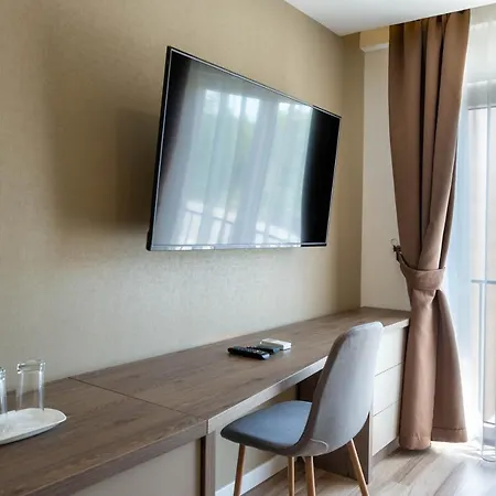 Imperium Apartmani 3*